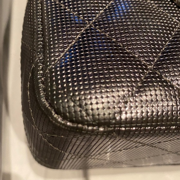 Chanel Cruise silver metallic medium classic flap leather shoulder Ltd Ed bag - Picture 7 of 17